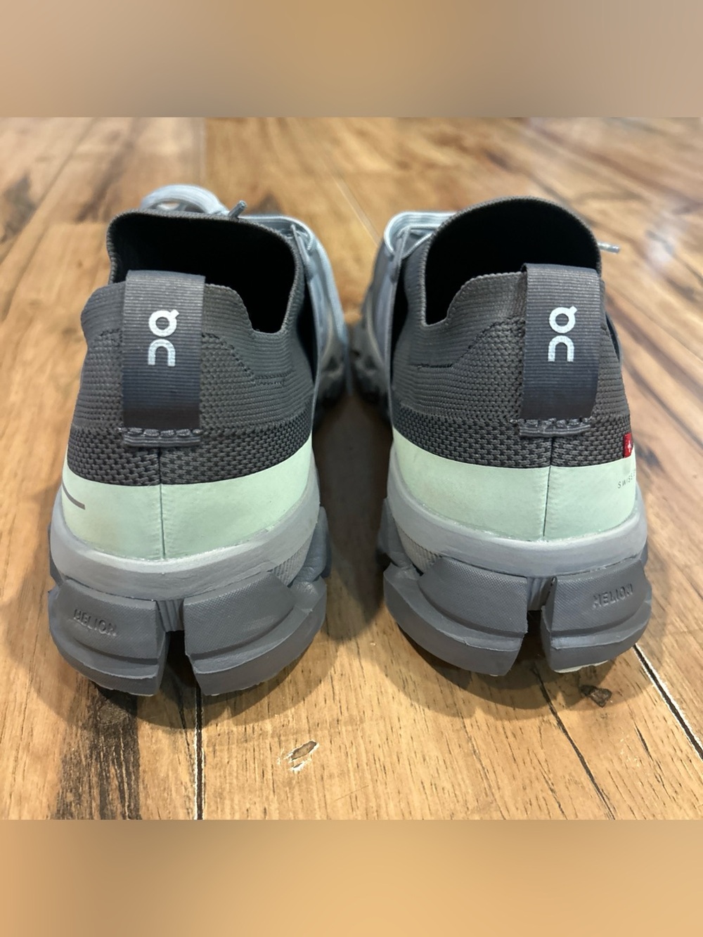On Cloud Swift 3 Charcoal/Mint Women’s 10 running Jogging - Picture 7 of 12